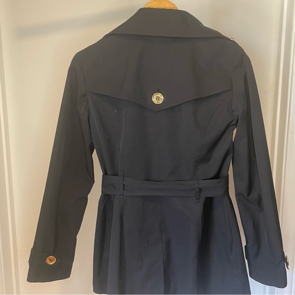 MICHAEL KORS Mid Length Double Breasted Trench Coat - Picture 5 of 7